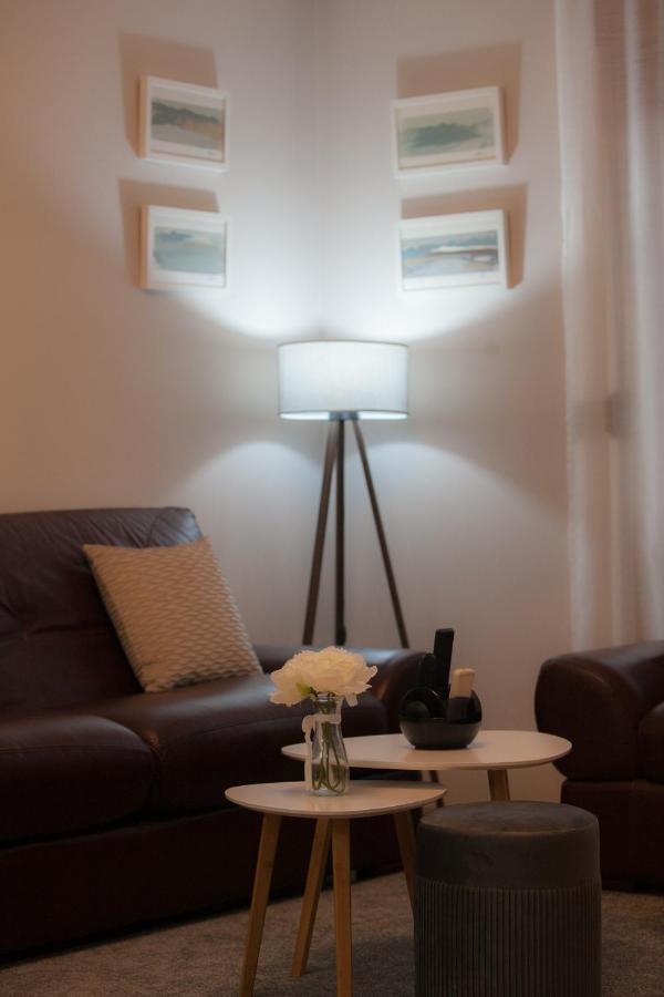 City Nest Apartment พอดโกริกา ภายนอก รูปภาพ